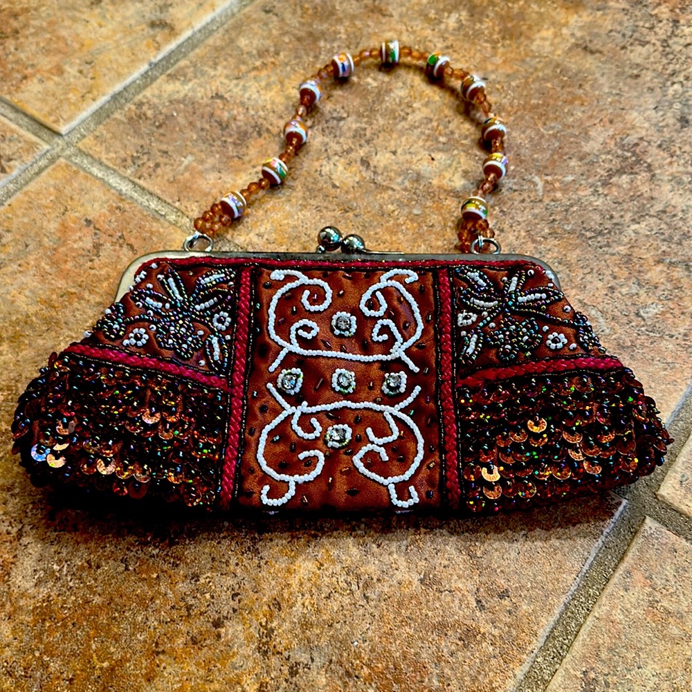 Retro cute small clutch